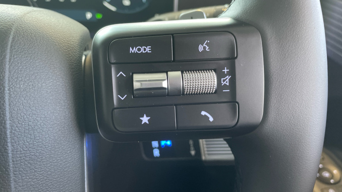 Hyundai SANTA FE 1.6 TGDi Hybrid Premium 5dr Auto Hybrid Estate - Image 21